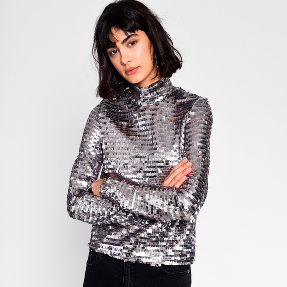 NWT Sequin Sparkle Top ✨✨ - Picture 1 of 3